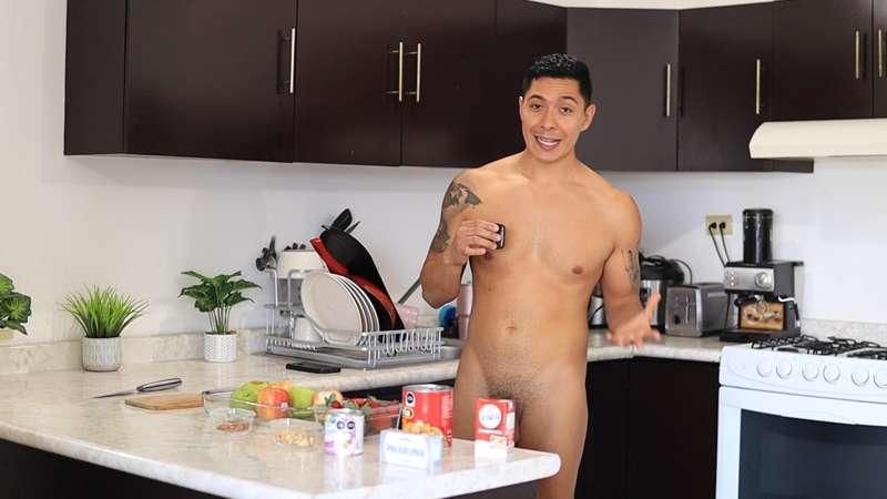 Video | The perfect naked holiday fruit salad