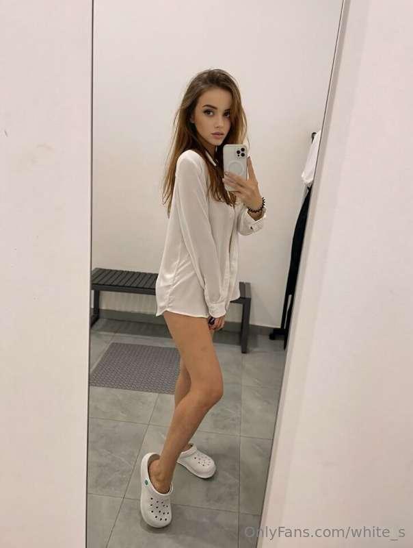 🖤 STOP SCROLLING 🖤 @wonderleri so kinky for her age..👀🌺but s..