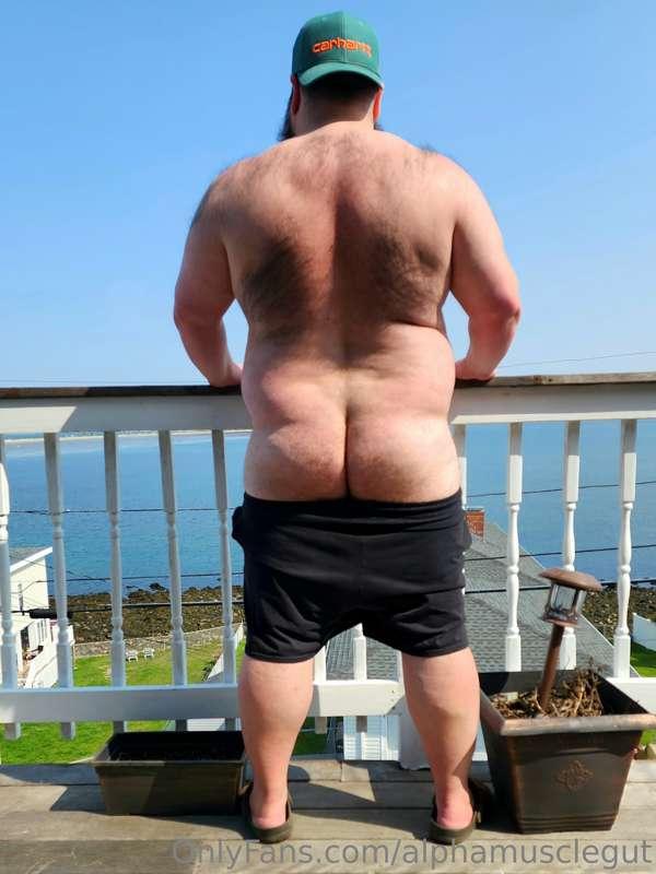 Sunning the cheeks