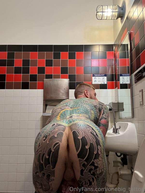 Happy hump day! From a Jimmy John’s near you😉