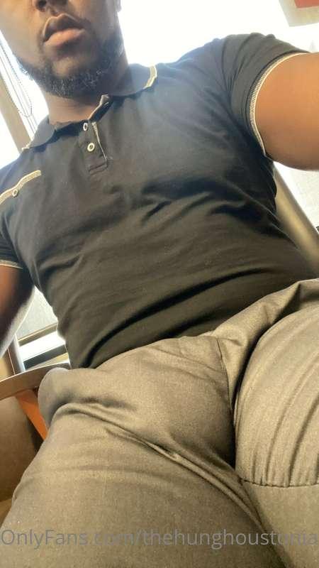 I love how stuffed I look in slacks
