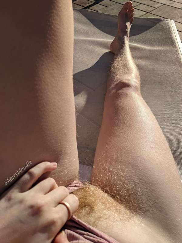 hairyblondie image #5