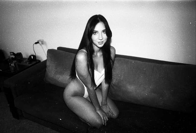 Will you please me? 🤤