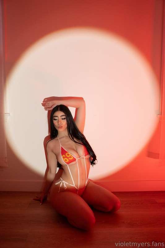 For how long can you resist my temptation? 🕐🥵