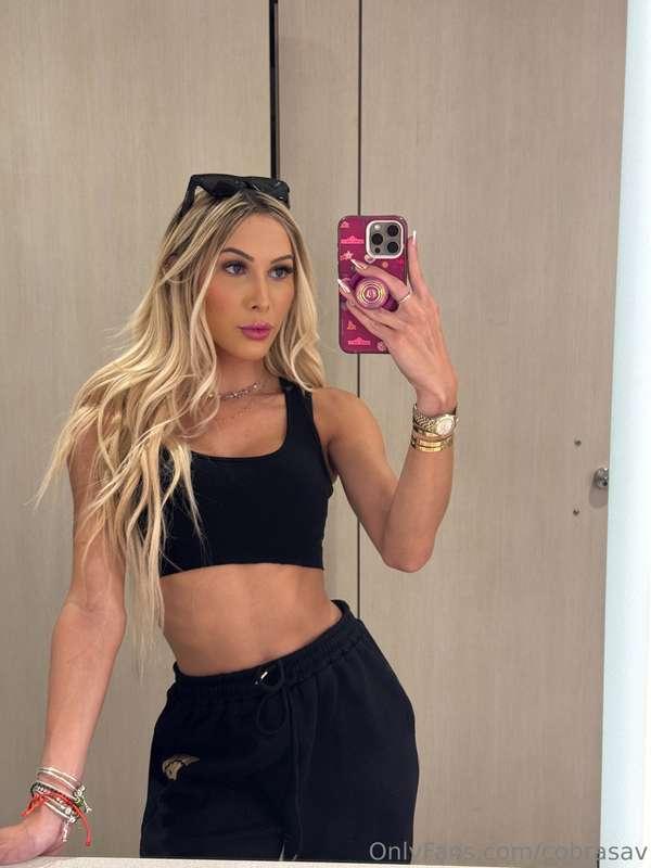 What are the qualities you're looking for in a women ? DM if..