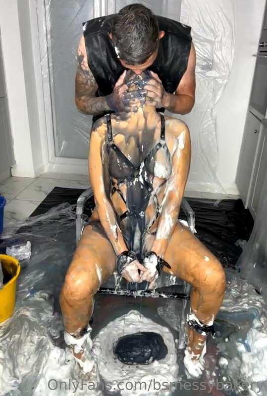 bsmessybakery image #33