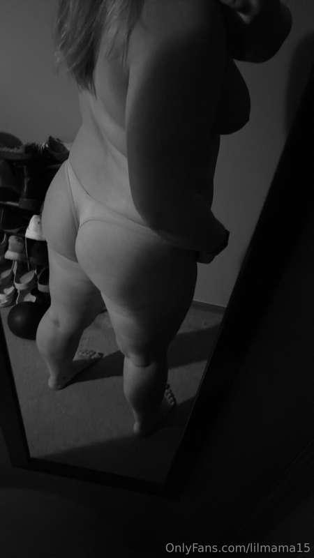 Happy Thong Thursday 😏