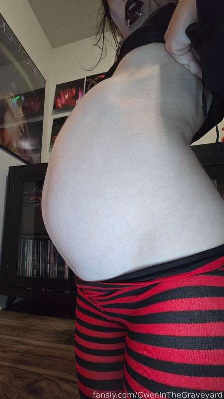 gweninthegraveyard image #18