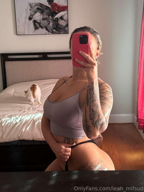 Starting your day with a little tease, do you want more? 😈