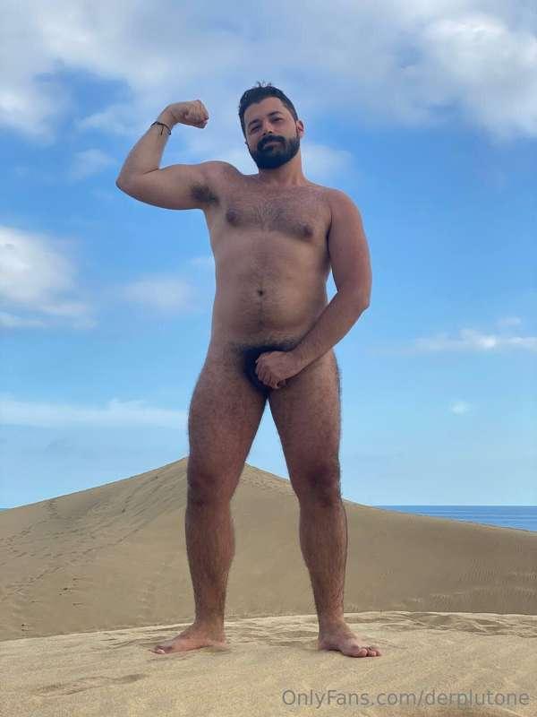 Felt the need to show off a littleThe body is not big or per..