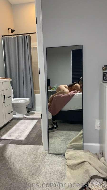 house sitting for a friend… can’t help but wish someone woul..