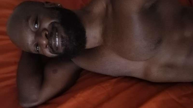 GOOD MORNING!! Anybody like chocolate? 🍫

(Hit me up in the ..