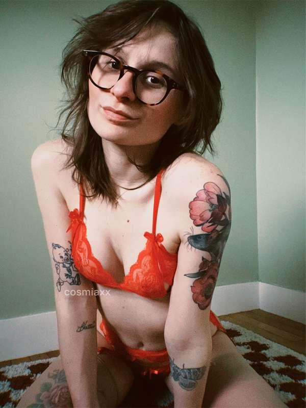 Feeling cute, have a happy Monday :3