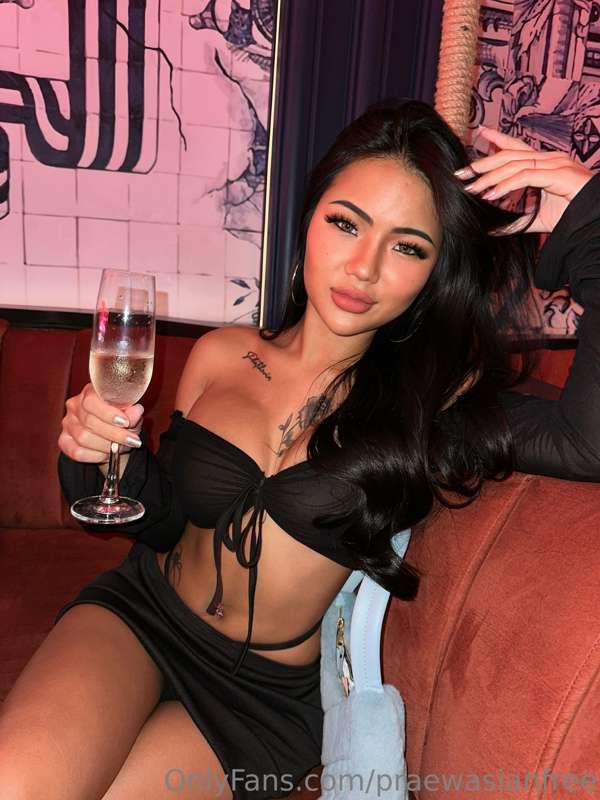 @praewasian