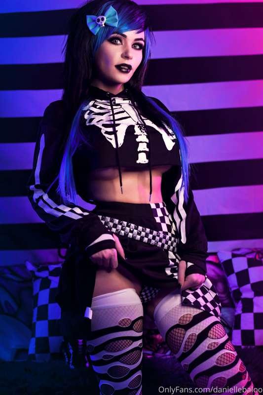 Aaaaand that's all for my emo set! Thanks for being nostalgi..