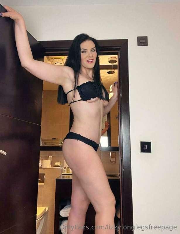 My fellow Tall girl & giantess friend Charlie is waiting for..