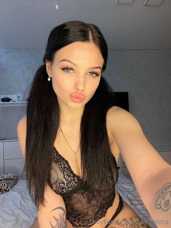 Should I blow you a kiss? 💋