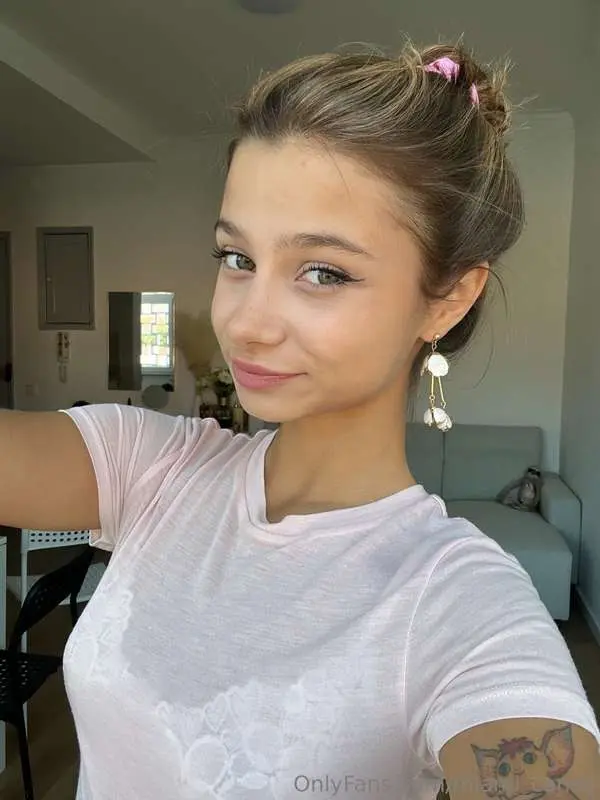 I made myself tea this morning and watched the steam rise:it..