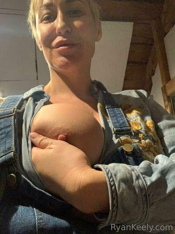 What a morning view for you🍒💦