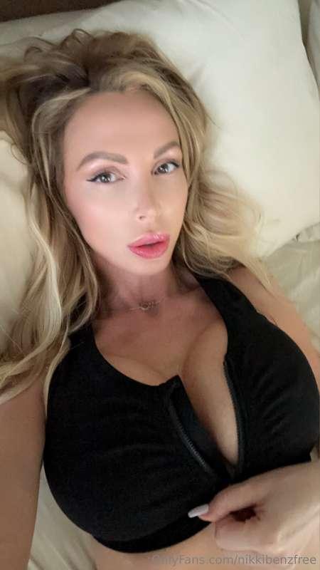 Do you want to cum right now? unlock this now