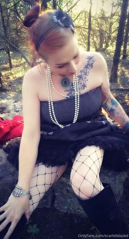 Good afternoon naughty darlings ! Hope you all have a fabulo..