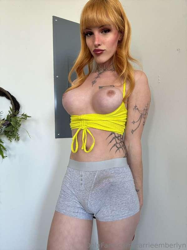 Something is hiding down there 🥰 Do you like these briefs on..