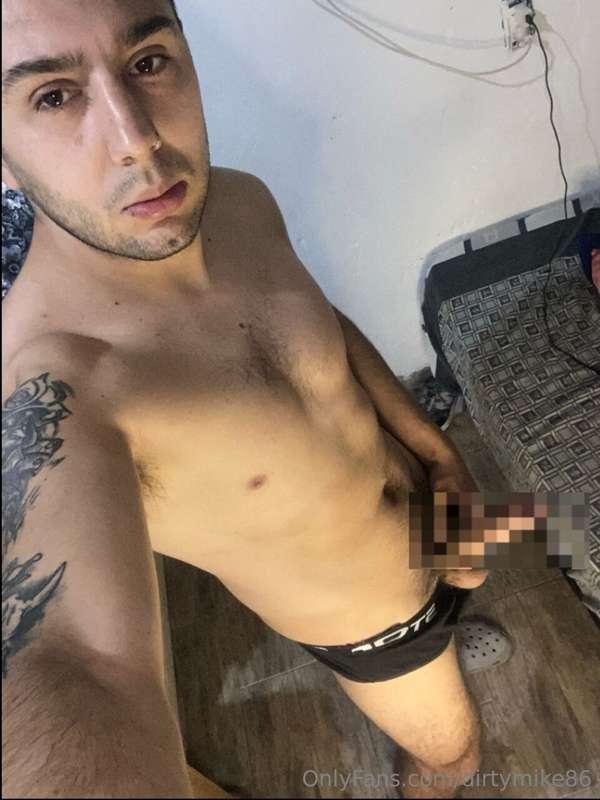 ⚡🔥Argentinian boy, with a big cock and nice ass... waiting f..
