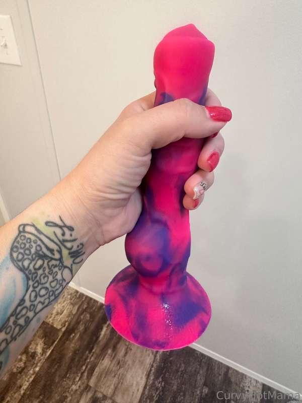 Cum Join me in the shower with this vibrating dildo ! 💦💦