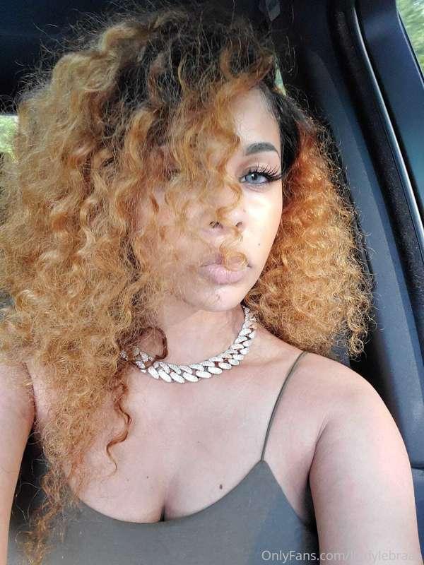 💋