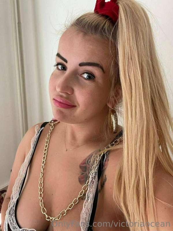 ## 🎀 @lillyoceanfree 0$ be a good boy and check her CONTENT ..