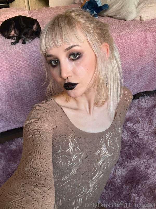 gothic vibe with my sweetyy💘