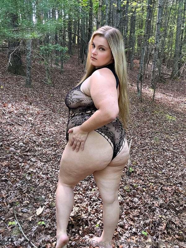 Ready to test your limits with your favorite forest nymph? 🥵..