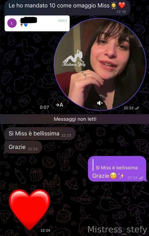 Amo gli omaggi spontanei, senza nessuna richiesta… viene, da..