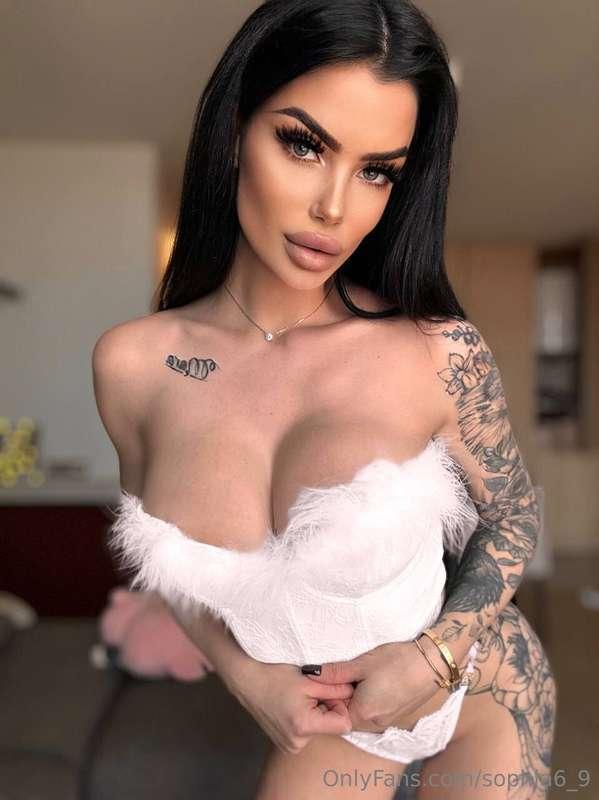 White and fluffy, just like a cloud ☁️✨. Do you ever wish yo..