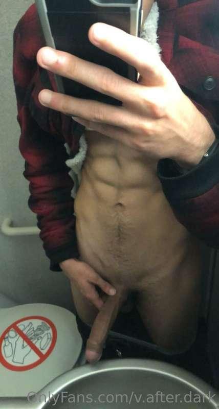 Are you a member of the mile high club?? ✈️😜