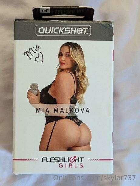 New toy I'm super fucking horny just looking at the box for ..