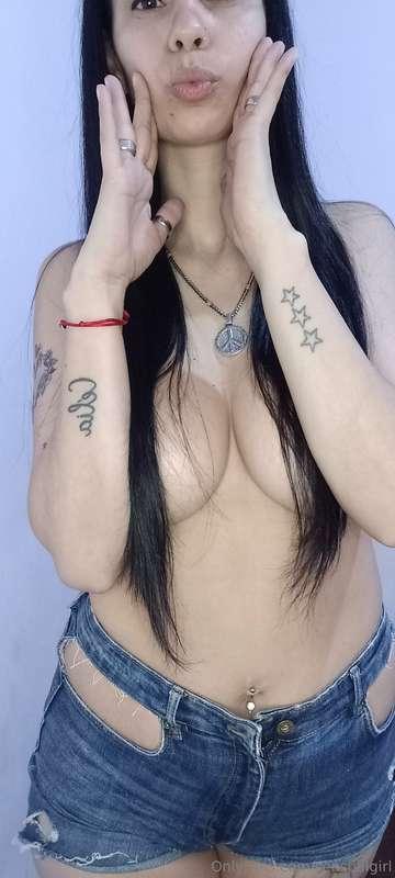 𝗗𝗢 𝗬𝗢𝗨 𝗟𝗜𝗞𝗘 𝗠𝗬 𝗧𝗜𝗧𝗦 𝗟𝗢𝗩𝗘?☺️🔮🥰