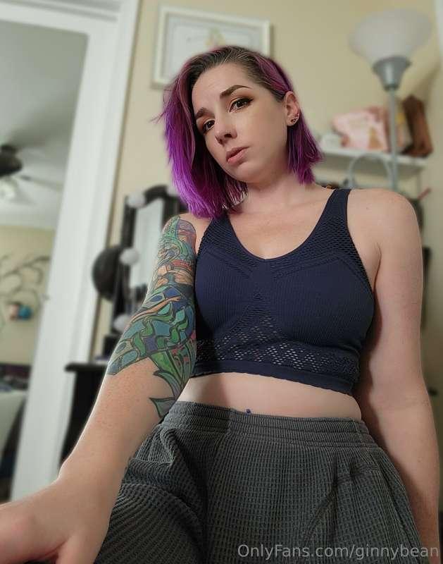 OMG AM I ACTUALLY BACK WITH MORE NEW CONTENT???? Yep. Tonigh..