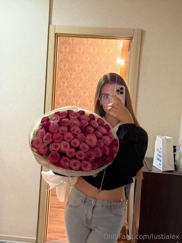 I love receiving flowers... 💐 There is so much tenderness, a..
