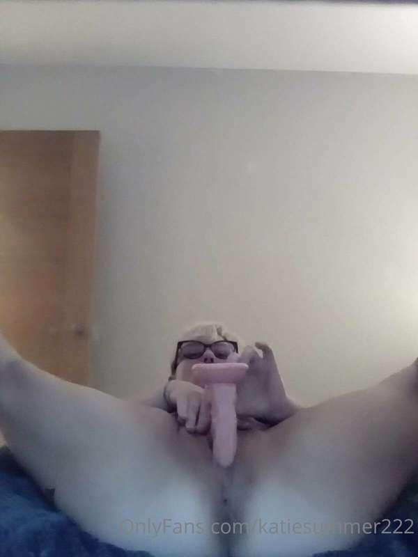 😈