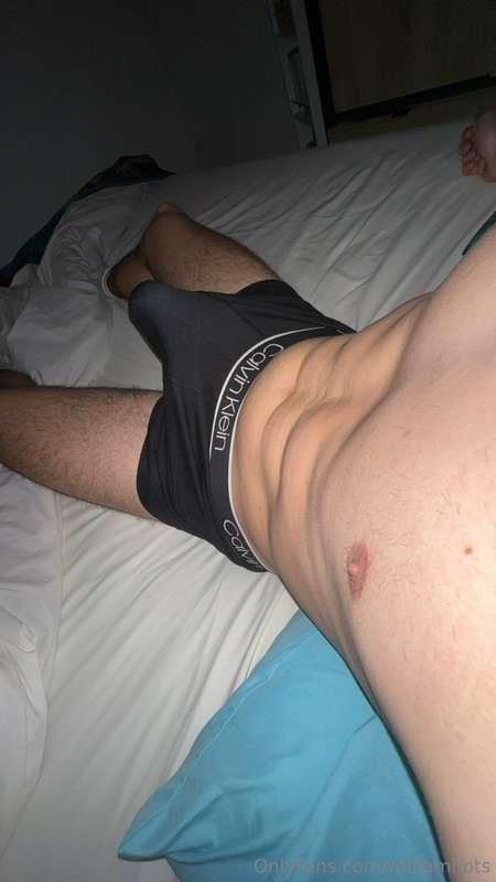 Tu trouves que j’ai un gros paquet ? ;)