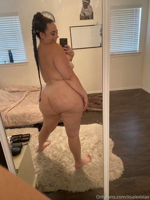 Need some solo content ideas! Filming for y’all today 🥰