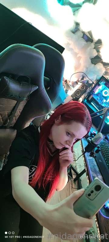Was macht ihr heute schickes meine Süßen❤️💋❤️

Eure Kim❤️