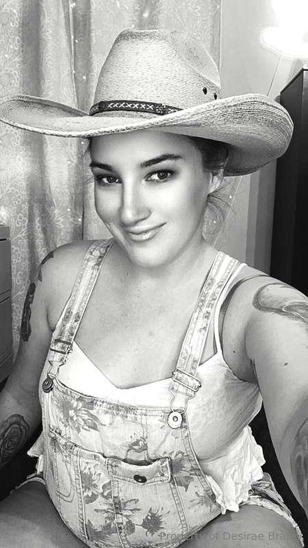 mistressdesirae image #5
