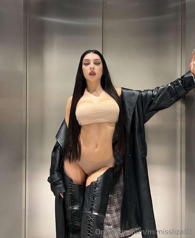 rate my look😜