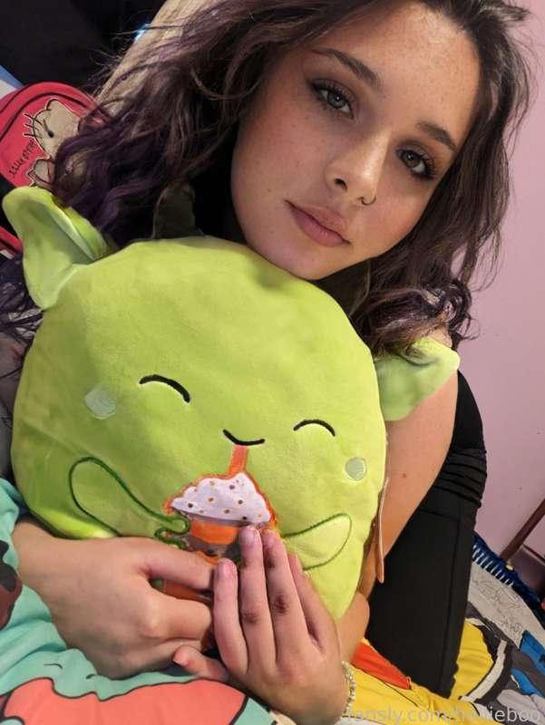 hollieboo image #0