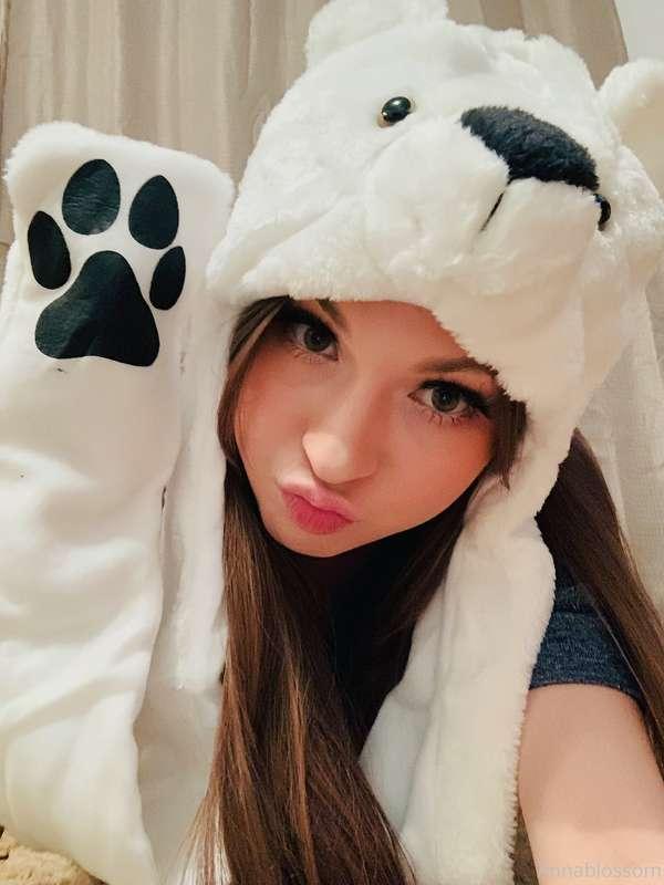 Had some fun last night! How do you like the selfies? Video ..