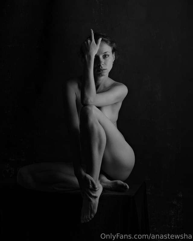 Good night! 😘 I am your sculpture 🥰 Which you always want to..