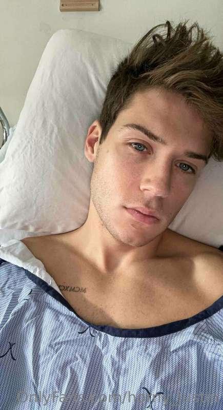 justin_twinkk image #1