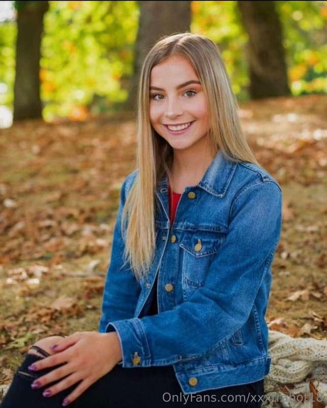Add the brand new eighteen year old @allymcfarland18 😘😘 Her ..